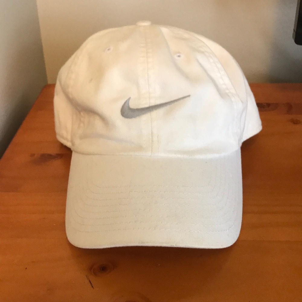 White Nike hat